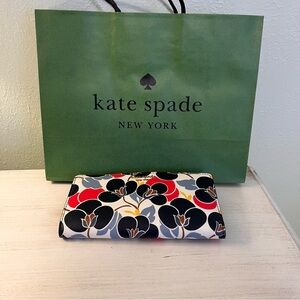 Kate Spade Cameron Breezy Floral Slim Bi-fold Wallet NWOT